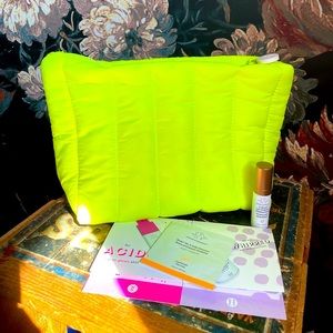 Neon Drunk Elephant Puffer Makeup Bag & Sample Bundle (Samples NWT)
